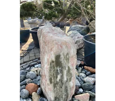 Quellstein mit System  Quellstein mit System