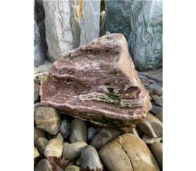 Quellstein mit Pumpensystem  Quellstein mit Pumpensystem